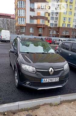 Хэтчбек Renault Sandero 2014 в Киеве