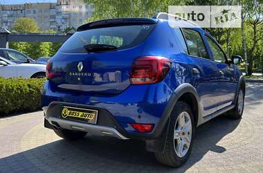 Хэтчбек Renault Sandero 2021 в Львове