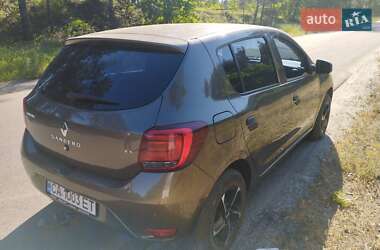 Хэтчбек Renault Sandero 2018 в 