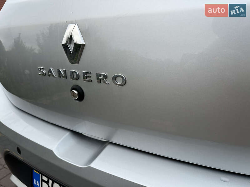 Хэтчбек Renault Sandero 2021 в Львове