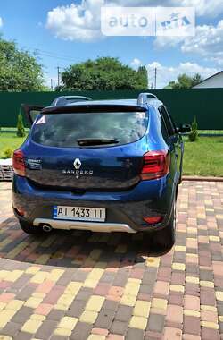 Хэтчбек Renault Sandero 2019 в 