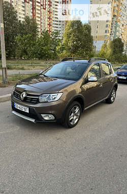 Хэтчбек Renault Sandero 2019 в Киеве