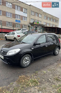 Хэтчбек Renault Sandero 2012 в Сумах