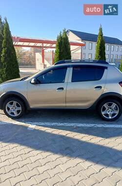 Хетчбек Renault Sandero 2020 в 