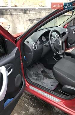 Хэтчбек Renault Sandero 2009 в Черновцах