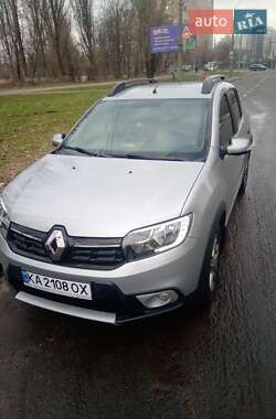 Хэтчбек Renault Sandero 2021 в 