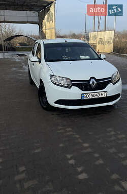 Хетчбек Renault Sandero 2015 в Ярмолинцях