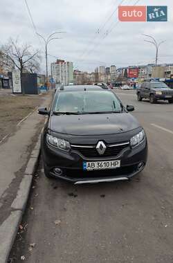 Хэтчбек Renault Sandero 2014 в Киеве