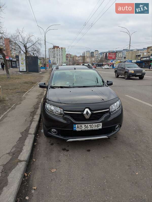Renault Sandero 2014