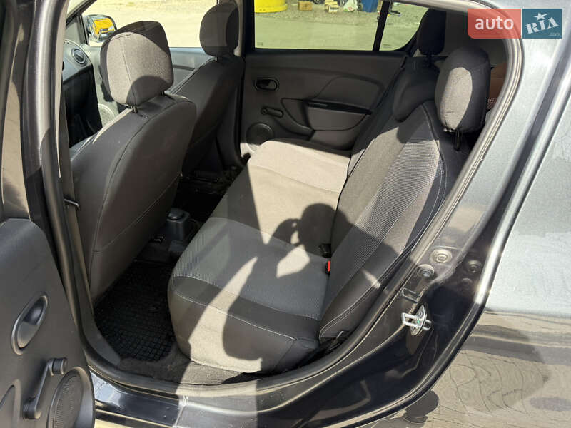 Хетчбек Renault Sandero 2019 в Львові