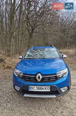 Хэтчбек Renault Sandero 2020 в Львове