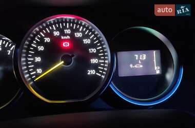 Хэтчбек Renault Sandero 2019 в 