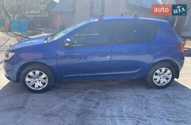 Хэтчбек Renault Sandero 2020 в 