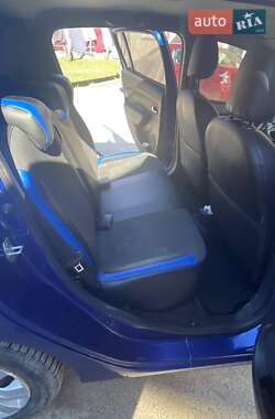 Хэтчбек Renault Sandero 2020 в 