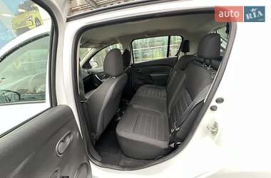 Хетчбек Renault Sandero 2021 в 