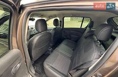 Хетчбек Renault Sandero 2021 в 