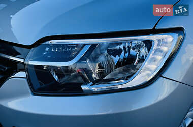 Хетчбек Renault Sandero 2020 в 