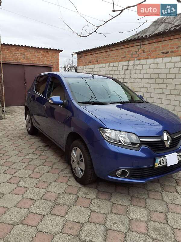 Renault Sandero 2013
