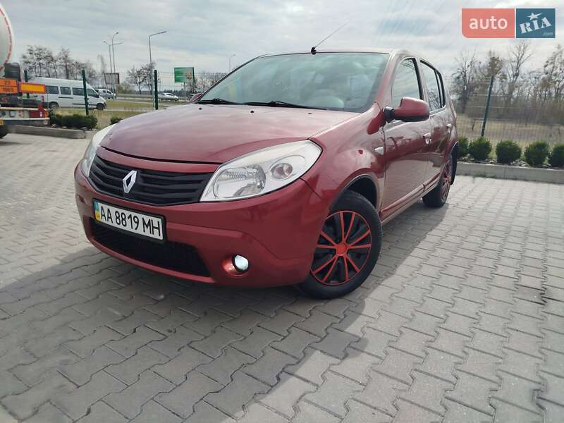 Хетчбек Renault Sandero 2012 в Києві