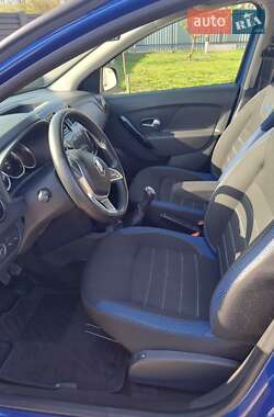 Хэтчбек Renault Sandero 2020 в 