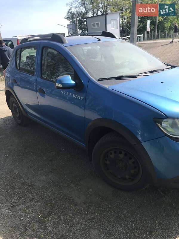 Хэтчбек Renault Sandero 2016 в Кременце