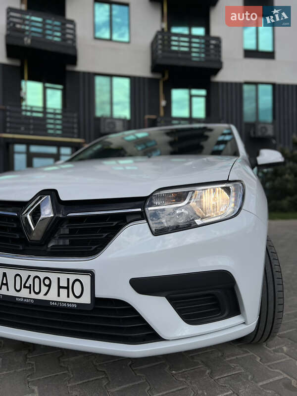 Хэтчбек Renault Sandero 2022 в Киеве