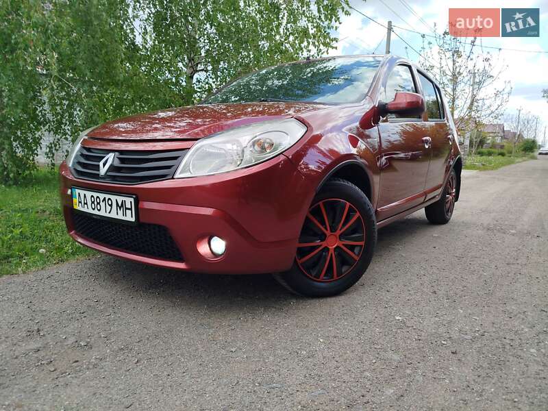 Хетчбек Renault Sandero 2012 в Києві