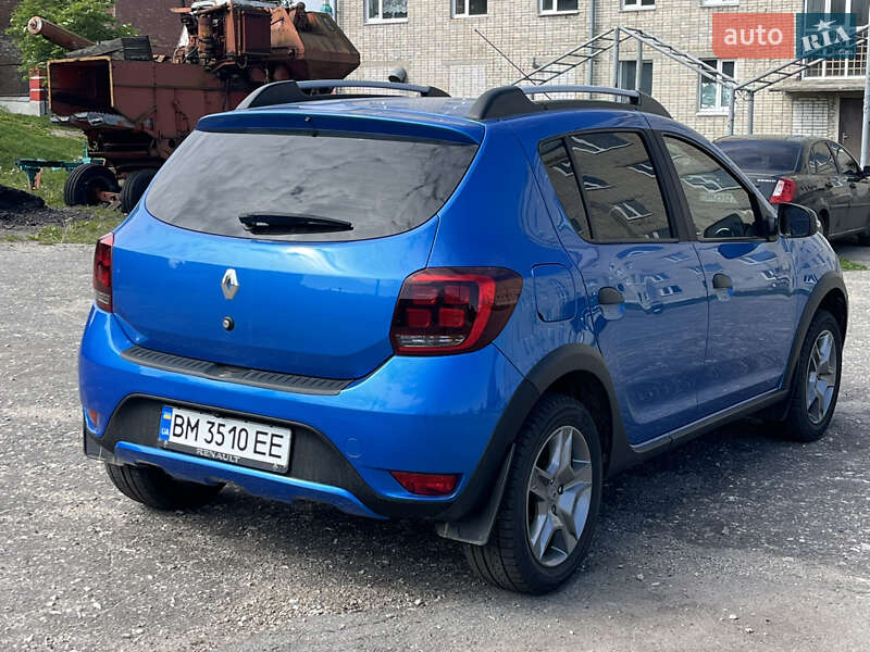 Хетчбек Renault Sandero 2015 в Глухові