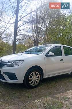 Хэтчбек Renault Sandero 2020 в 
