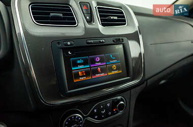 Хетчбек Renault Sandero 2019 в 