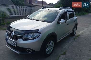 Хэтчбек Renault Sandero 2016 в Никополе