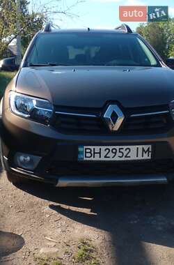 Хэтчбек Renault Sandero 2019 в 