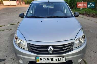 Хэтчбек Renault Sandero 2010 в Запорожье