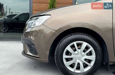 Хэтчбек Renault Sandero 2020 в 