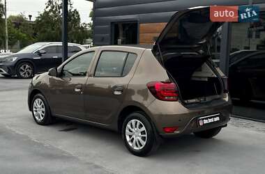 Хэтчбек Renault Sandero 2020 в 