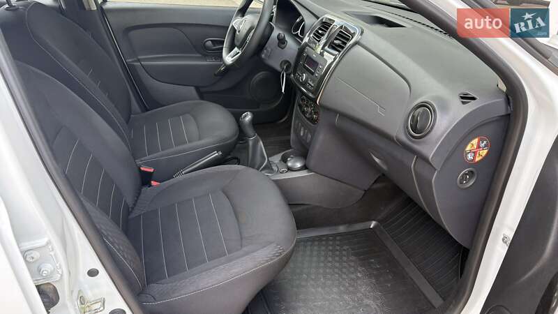 Хэтчбек Renault Sandero 2020 в Киеве