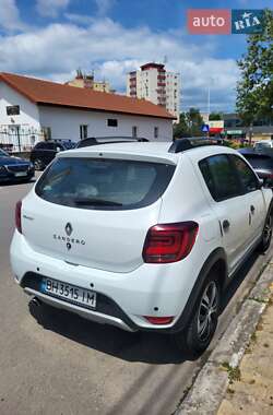 Хэтчбек Renault Sandero 2019 в Измаиле