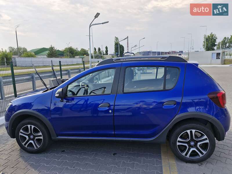 Хэтчбек Renault Sandero 2020 в Киеве