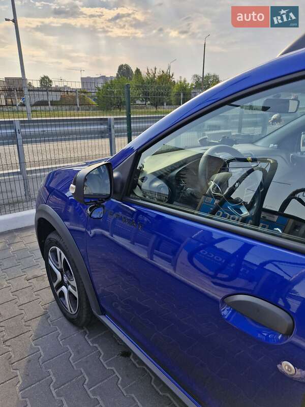 Хэтчбек Renault Sandero 2020 в Киеве