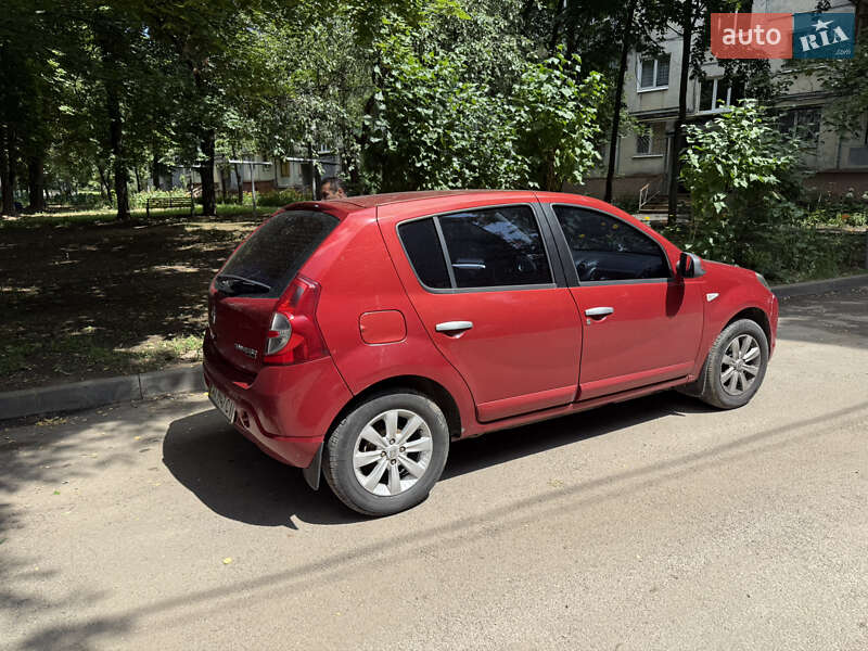 Хетчбек Renault Sandero 2011 в Харкові фото 4 Хетчбек Renault Sandero 2011 в Харкові