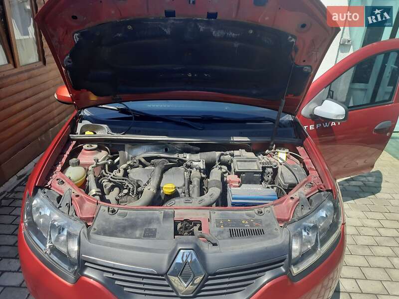 Хэтчбек Renault Sandero 2016 в Житомире