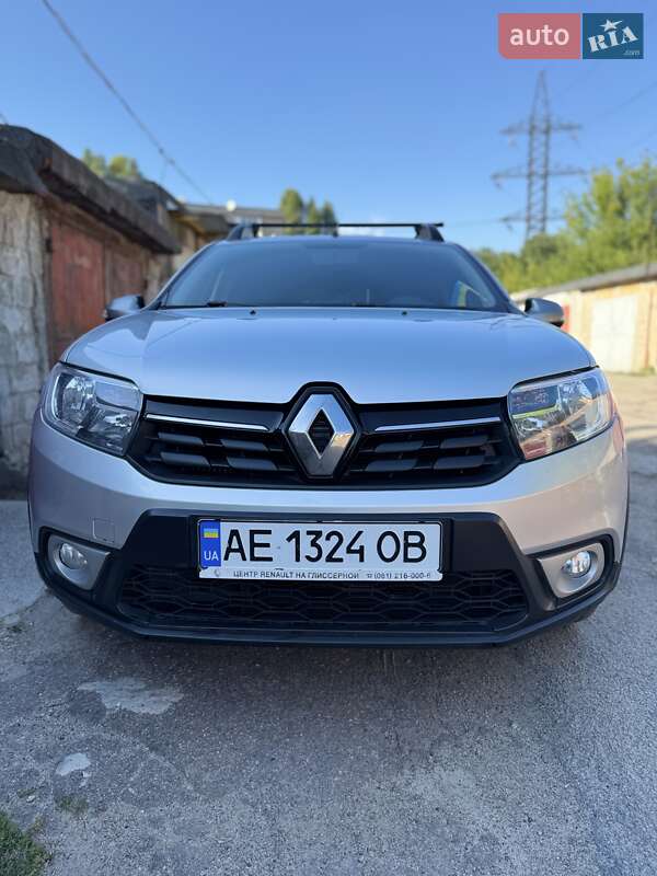Хэтчбек Renault Sandero 2017 в Днепре