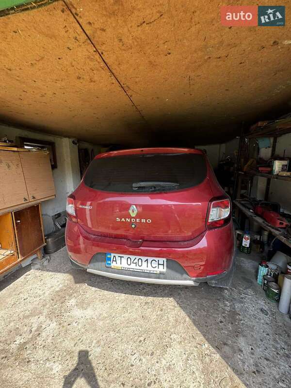 Хетчбек Renault Sandero 2014 в Івано-Франківську фото 2 Хетчбек Renault Sandero 2014 в Івано-Франківську