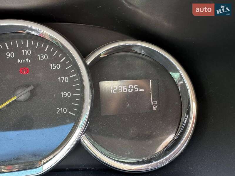 Хетчбек Renault Sandero 2014 в Івано-Франківську фото 4 Хетчбек Renault Sandero 2014 в Івано-Франківську