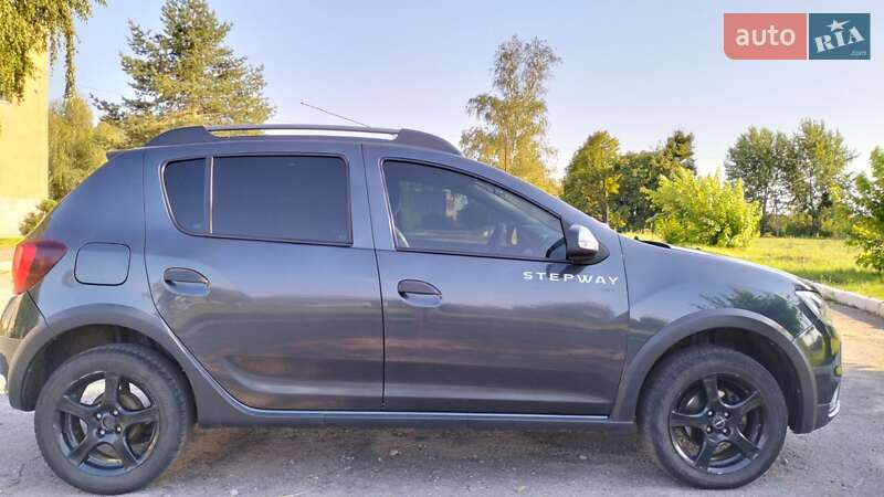 Хетчбек Renault Sandero 2019 в Полтаві