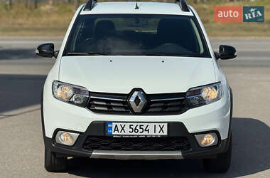 Хэтчбек Renault Sandero 2020 в 