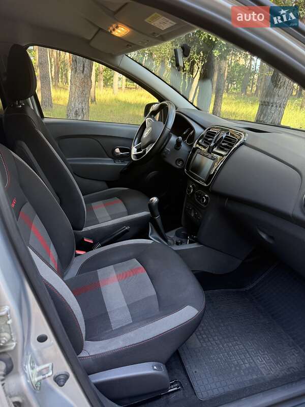 Хэтчбек Renault Sandero 2019 в Черкассах фото 5 Хэтчбек Renault Sandero 2019 в Черкассах