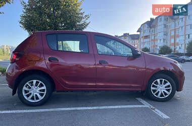 Хэтчбек Renault Sandero 2019 в 