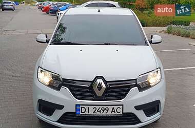 Хэтчбек Renault Sandero 2020 в 