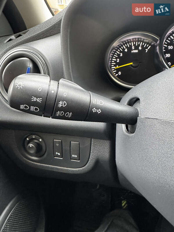 Хэтчбек Renault Sandero 2020 в Ирпене